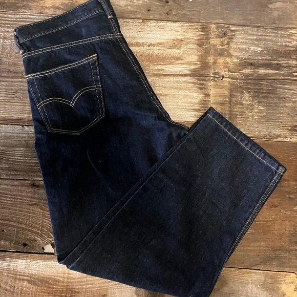 New Levi’s Mens Blue 550 zippered fly pre-wash New without tags 36x30 Jeans - Picture 2 of 5